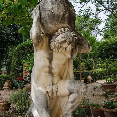 Cesari Tiberi 马尔夏诺
